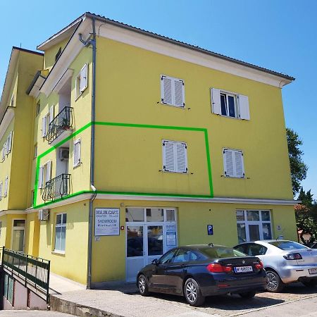 Apartment Matika, Terrace Apartment 10 Minutes Walk From Center Rovinj Eksteriør bilde